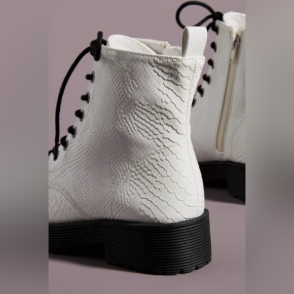 Matisse Lotus Crocodile Embossed Combat Boots Sz:7 NEW in Box! Anthropologie - Picture 10 of 10